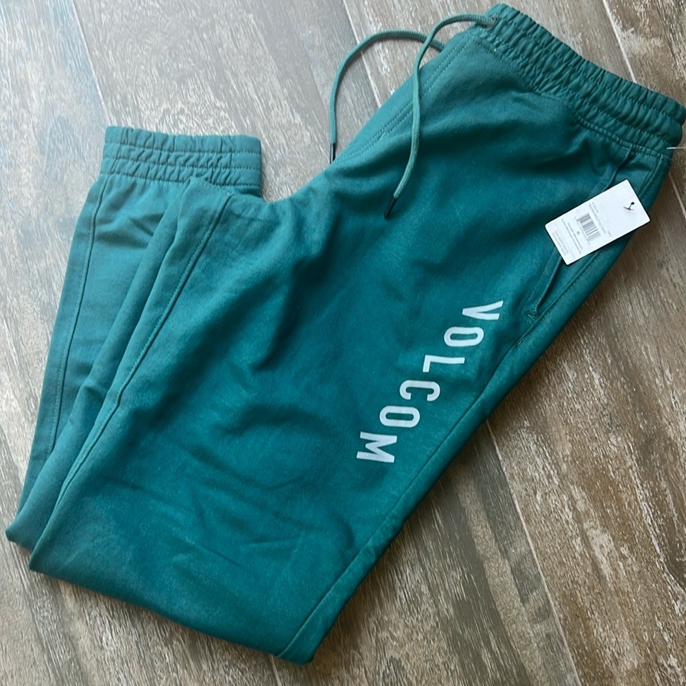 Volcom sweatpants MEDIUM